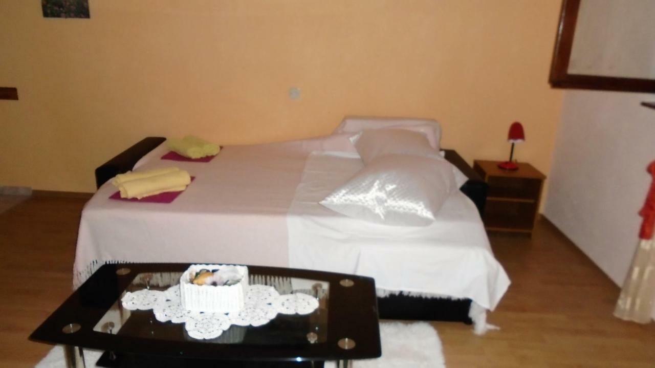 Apartmani A.Teskera Трогир Экстерьер фото
