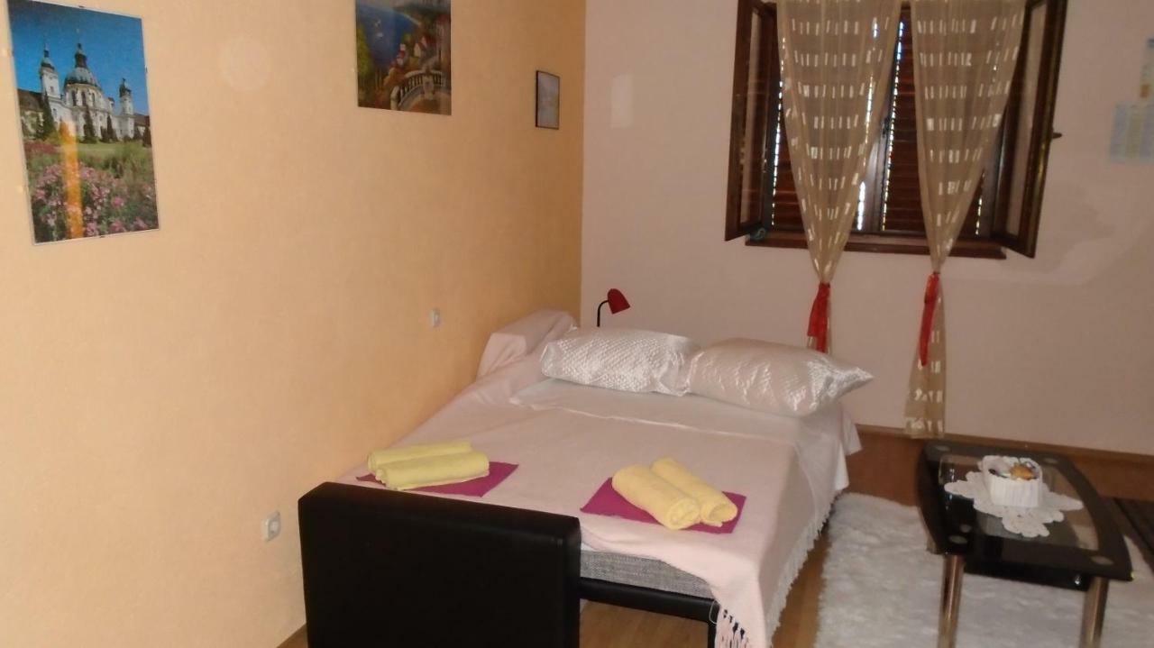 Apartmani A.Teskera Трогир Экстерьер фото