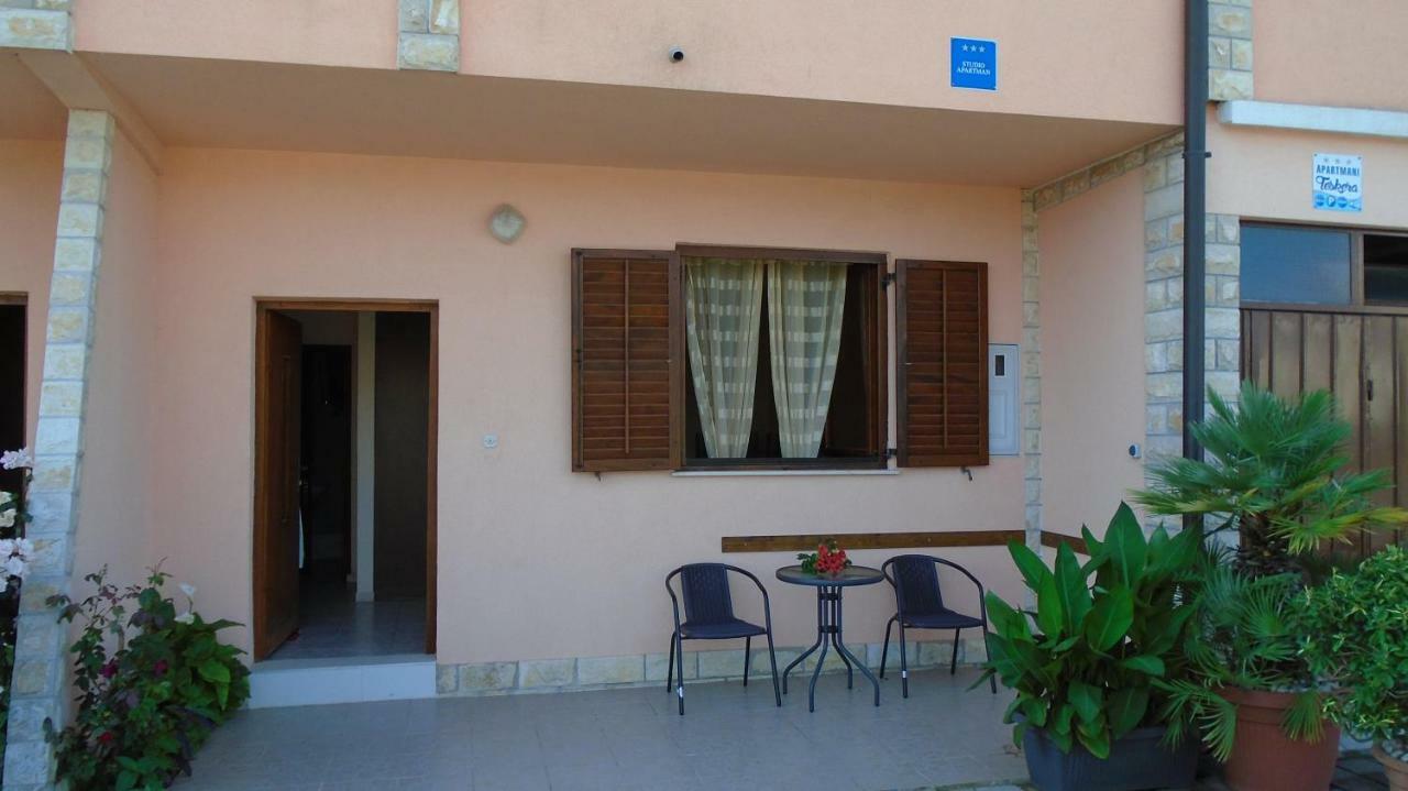 Apartmani A.Teskera Трогир Экстерьер фото